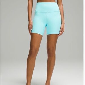 Lululemon Align High Rise Shorts 6” size 6, cyan blue